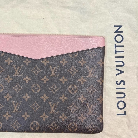 Louis Vuitton Daily Pouch Damier Ebene Rose Poudre - Picture 8 of 10